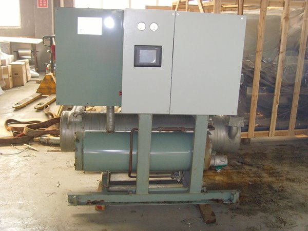 谢岗镇酒店中央空调不停机清洗方法介绍